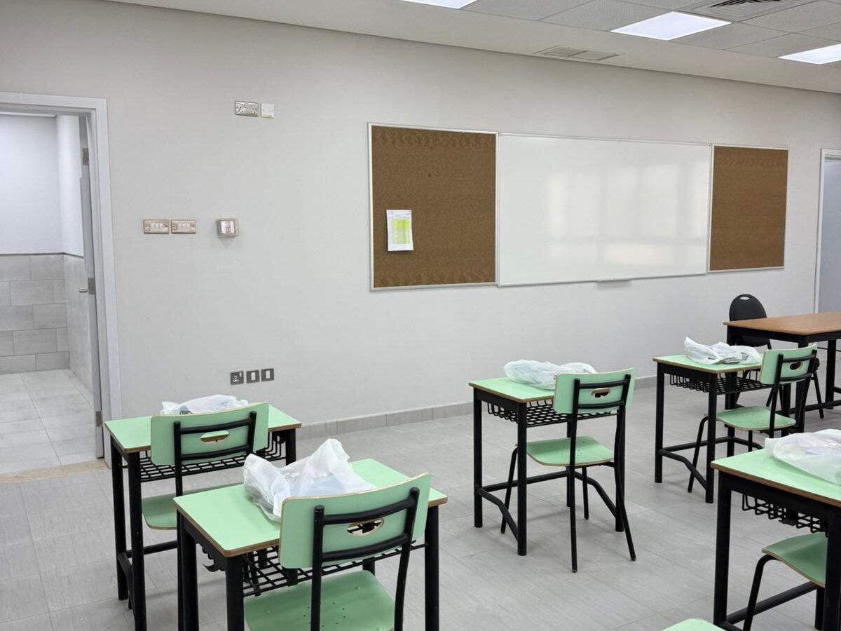 انطلاقة عام دراسي جديد في مدرسة أوس بن ثابت الثانوية للبنين